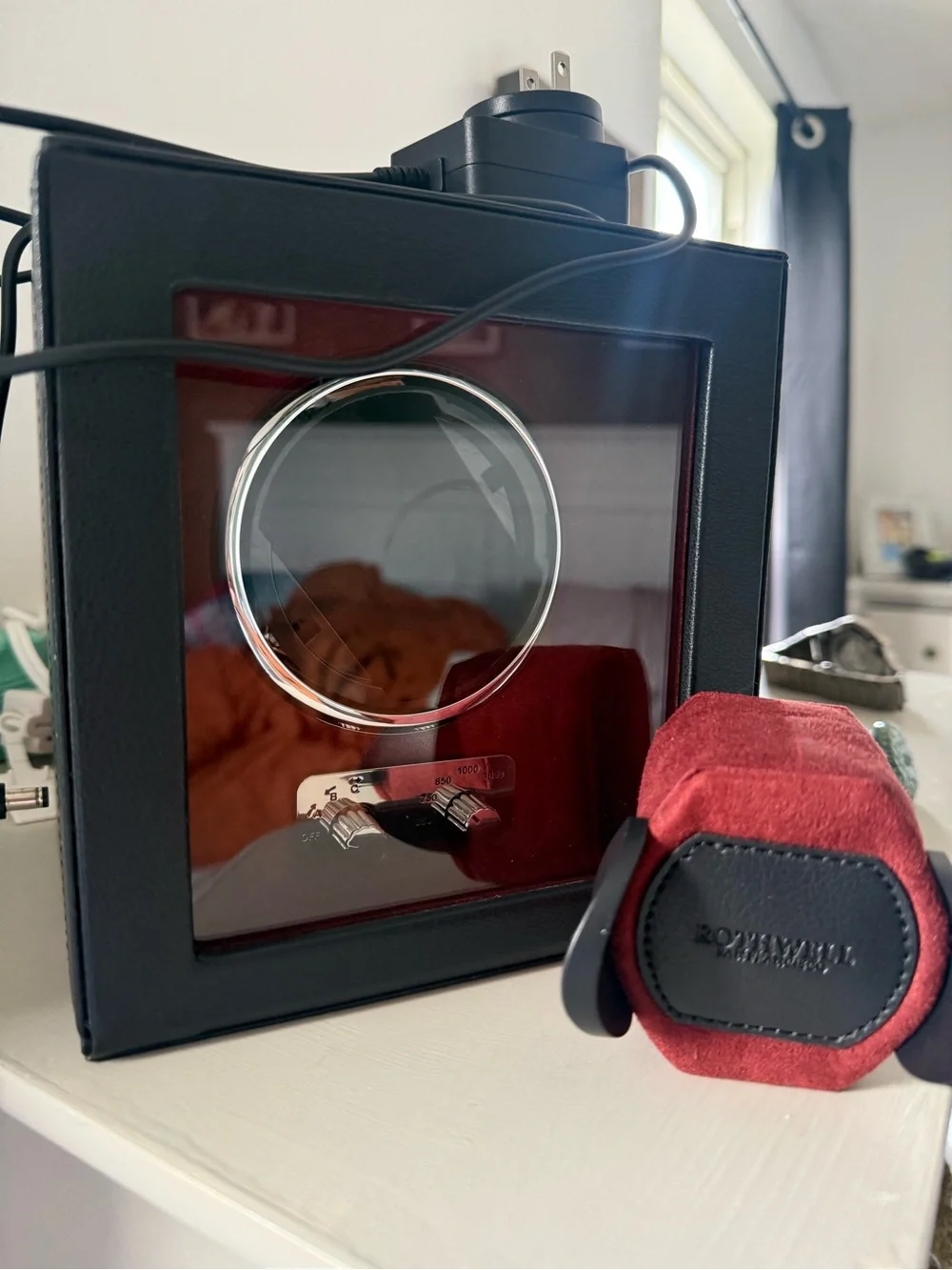 Rothwell single watch winder